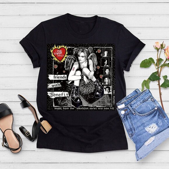 New One Tree Hill Peyton Sawyer Art Tee Friends with Benefit T Shirt - Picture 1 of 11